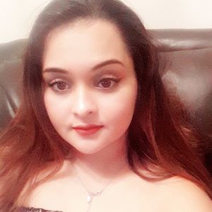 Meet your Posher, Adrianita